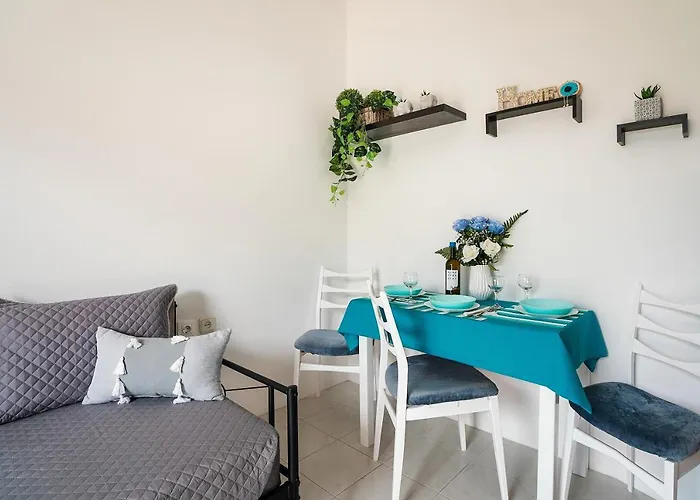 La Christine * Rhodes City