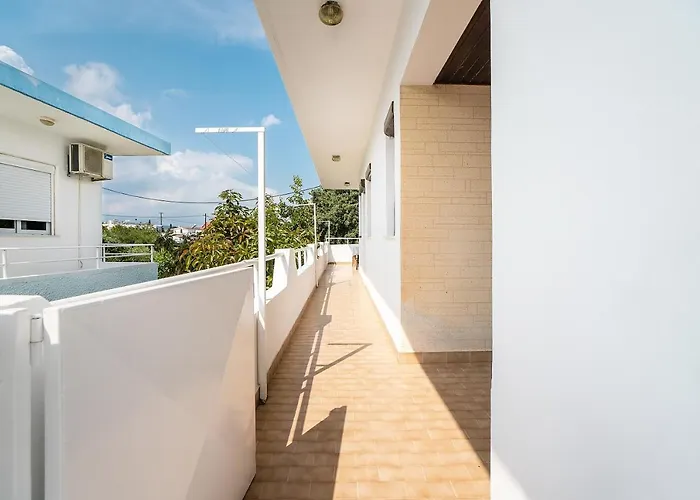 Nyaraló La Christine Rhodes City